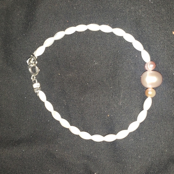 Pearl and Mother of pearl bracelet - Picture 2 of 2